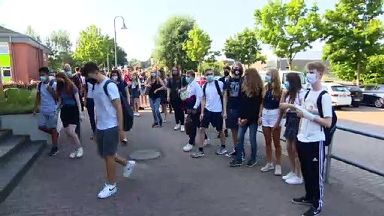 'Schulen sind Hotspots': Ängste zum Schulstart mit Corona