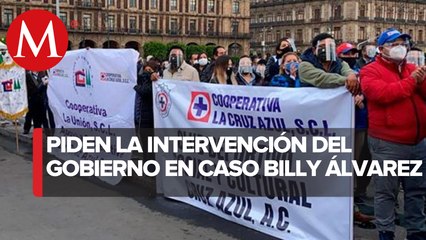 Cooperativistas de Cruz Azul protestan en Zócalo de CdMx
