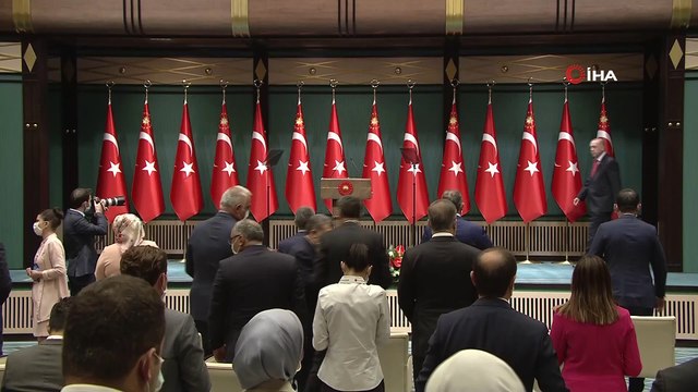 Cumhurbaşkanı Recep Tayyip Erdoğan, Cumhurbaşkanlığı Kabine Toplantısı sonrası açıklamalarda bulundu. Cumhurbaşkanı Erdoğan, Doğu Akdeniz ile ilgili Yunanistan ve Mısır arasında yapılan anlaşmaya tepki göstererek, 'Geçtiğimiz haftanın en