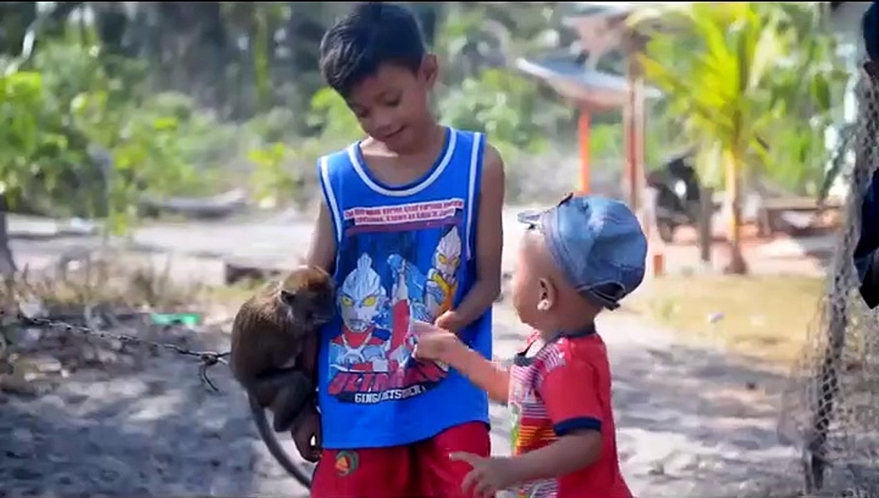 Safe Water Gardens Indonesia! Impacting People's life! CSR Team Building Singapore!