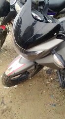 इंडो-नेपाल बॉर्डर पर चोरी की दो बाइकों के साथ दो युवकों को ग्रामीणों ने पकड़कर पुलिस को सौंपा