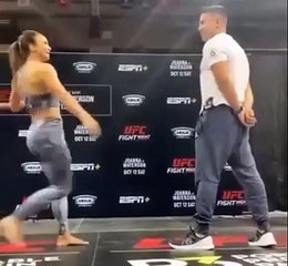 Arriverai-je à te frapper sans te toucher ?