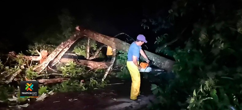 tn-7-Lluvias-de-las-últimas-horas-provocaron-incidentes-en-el-Pacífico-central-y-sur-del-país-100820