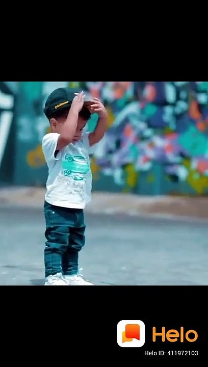 See the little boy's dance
