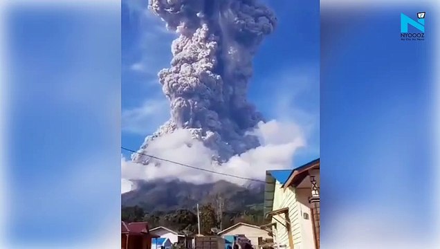 Indonesia volcano eruption: Mount Sinabung spews huge ash cloud