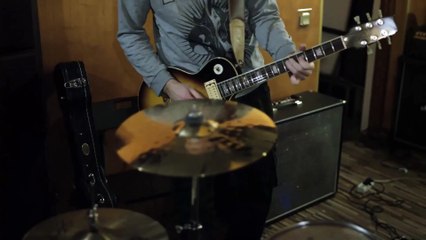 45) Music.  Guitar Bass.  Sift. Density & Time. Dance et électro. Dramatique