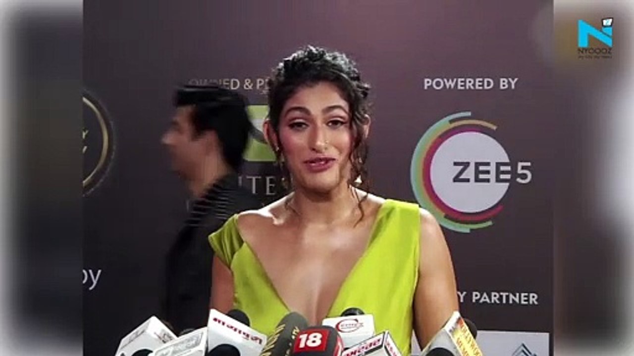 Kubbra Sait says 'I unfollowed & reported you too ' as Kangana's team asks if she wants to ‘please a few’