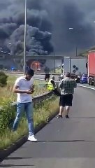 Watch shocking footage of huge lorry fire which shut down M62