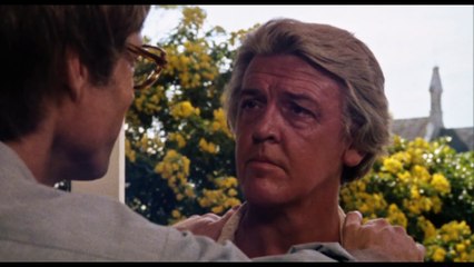 THE LAST WAVE movie (1977) - Richard Chamberlain, Olivia Hamnett, David Gulpilil