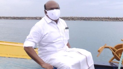 புது திட்டம்.. ஆழ்கடலுக்கே சென்று அசத்திய அமைச்சர் ஜெயக்குமார்