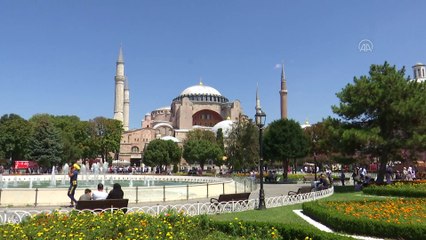 Ayasofya-i Kebir Cami-i Şerifi'nde öğle namazı - İSTANBUL