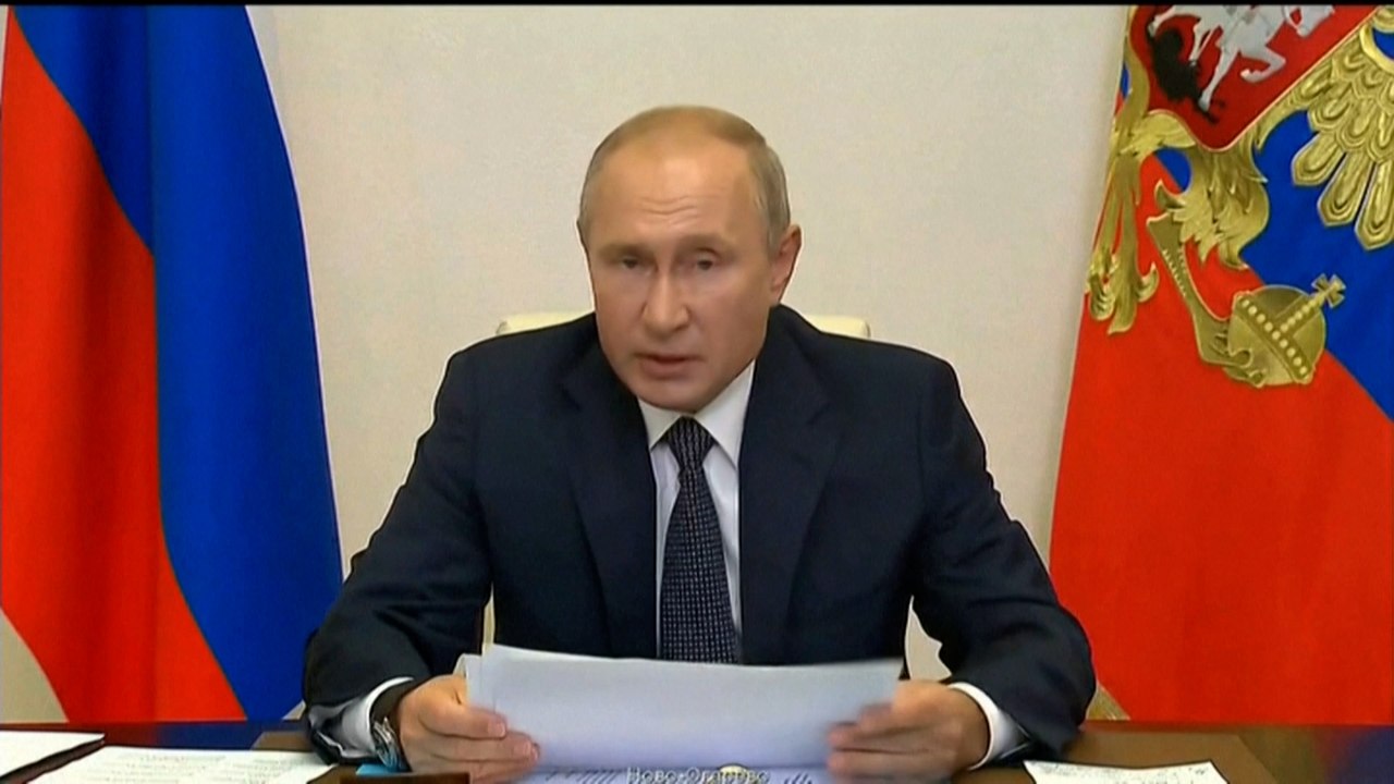 Putin genehmigt weltweit ersten Corona-Impfstoff