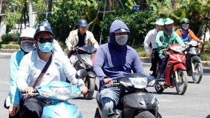 Cảnh báo nắng nóng "gắt", chỉ số tia UV gây hại cao | VTC