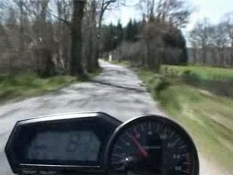 Yamaha FZ6 Fazer 78 ch. et FZ6 Fazer S2 : Test et vidéo