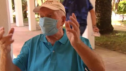 La solidaridad desborda a los ingleses que lo han perdido todo tras el incendio en el camping