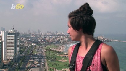 Window Washer Dances & Squeegees Her Way to Social Media Fame