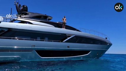 El lujoso yate de 8 millones de euros de Ibrahimovic, desde dentro: 30 metros, suite, solarium…