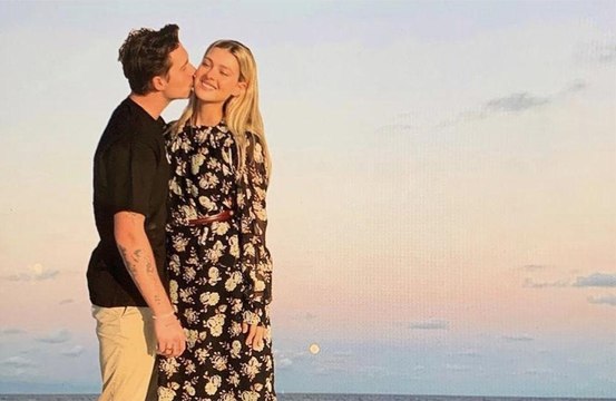 'Brooklyn Beckham e Nicola Peltz são o casal mais doce', diz Victoria Beckham
