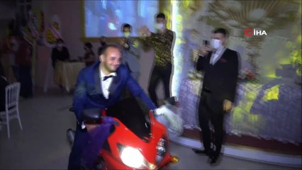 Damadın yaptığını görenler şaşkına döndü