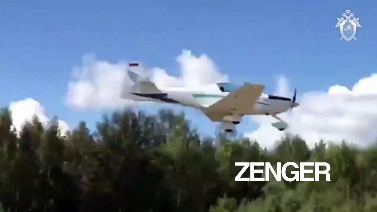 Light aircraft crashes during acrobatics
