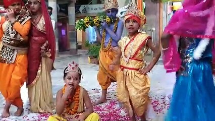 लखनऊ में धूम-धाम से मनाई गई जन्माष्टमी