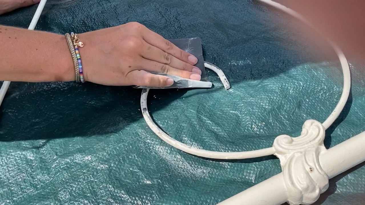 How to Revive an Antique Bed With Spray Paint