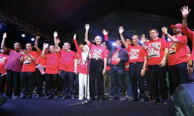 Opposition big wigs come out in full force for anti-kleptocracy rally