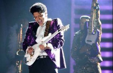 Bruno Mars leads music's AMA nominations as female artists edged out