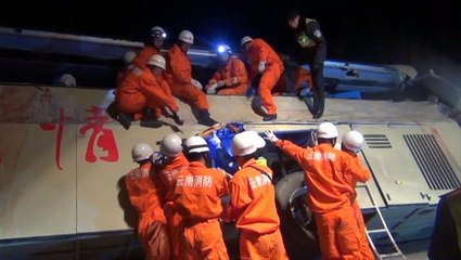 10 dead in China bus, truck collision