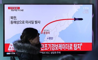 Скачать видео: North Korea fires missiles into Japan