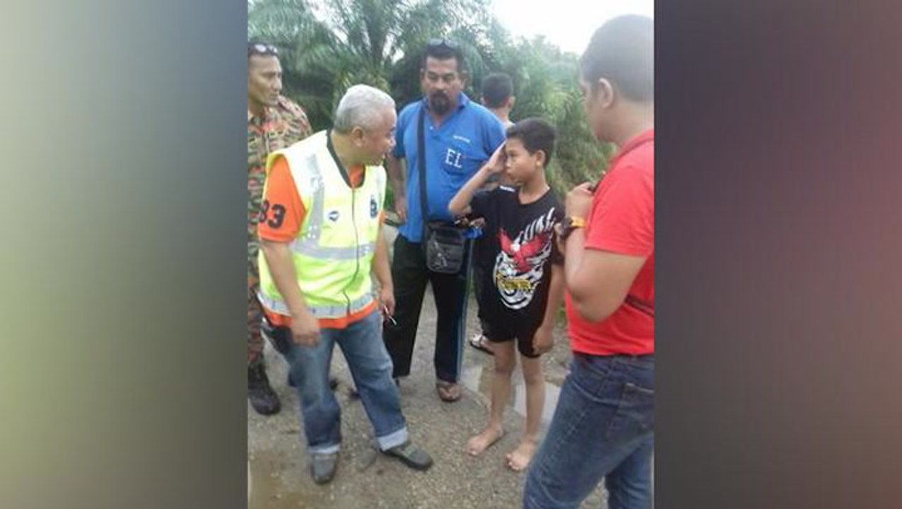 Two boys drown, five missing at riverine village