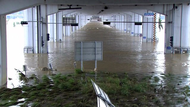 [날씨] 오늘 장맛비 소강...내륙 더위 속 소나기 / YTN