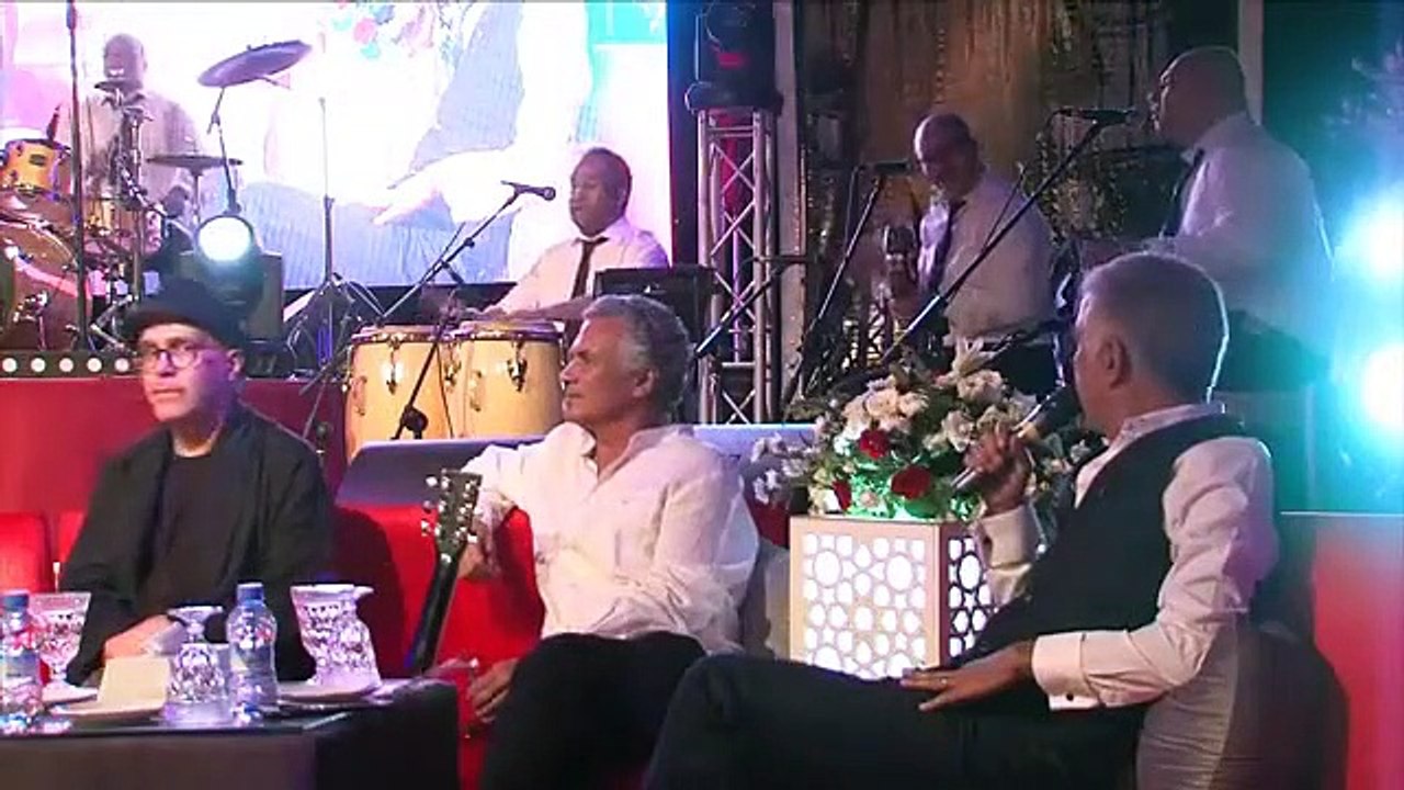 لاموني الي غارو مني وقالولي اش عجبك فيها