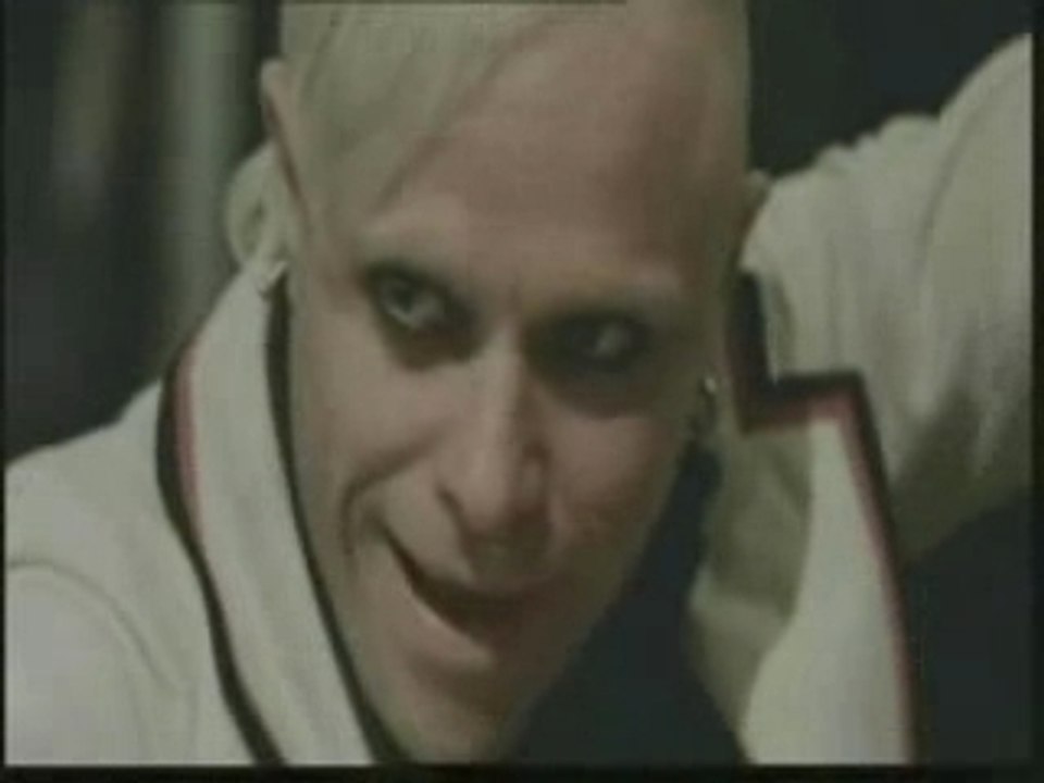 Prodigy_-__Voodoo_People_(Pendulum_rmx)