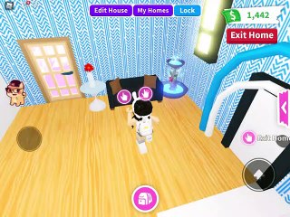 ROBLOX Adopt Me | Futuristic House Build Tour | MAVi Studios