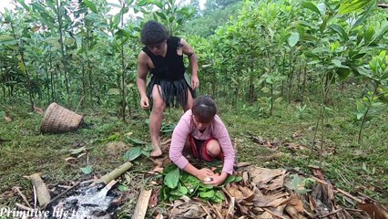 primitive life - kind aboriginal guy and lucky girl - ep10