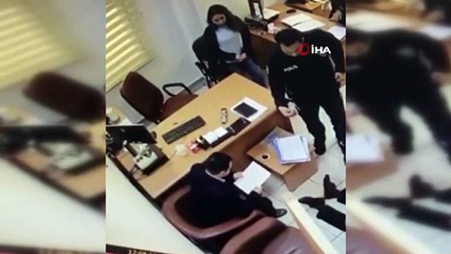 Adliye koridorunda kadın avukata böyle tokat attı