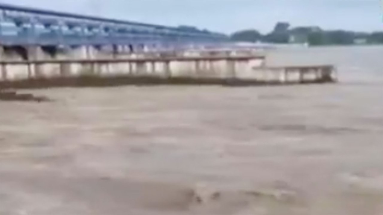 Water level of Sharda Barrage in rises due to heavy rainfall