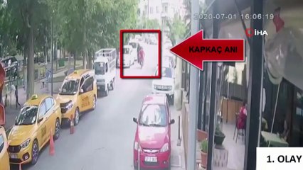 Motosikletli kapkaççılar kamerada