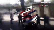 İstanbul'un göbeğinde uçan tekmeli kavga kamerada