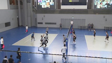 천안 배구 캐슬에서 '적과의 동침'...색다른 랜선매치 / YTN