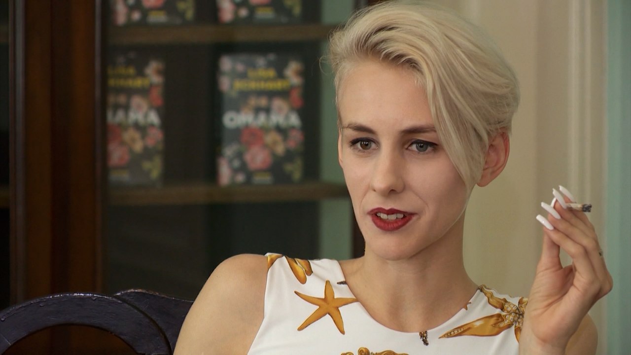 Lisa Eckhart zu ihrer Ausladung,  ihrem Debütroman und zur AFD