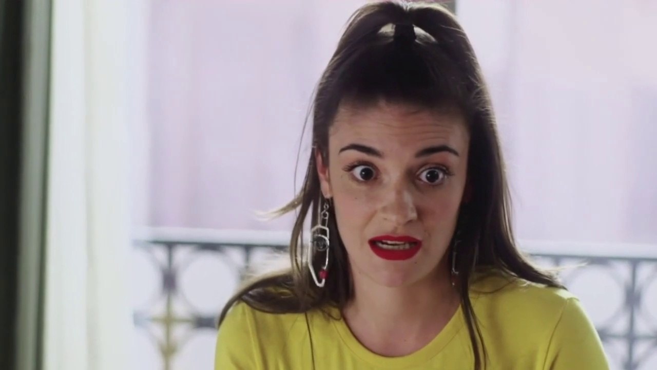 Plus belle la vie :  OMG ! Découvrez le nouveau coloc et petit copain de Sabrina !