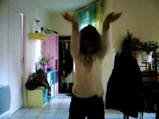 Cour de tecktonik je c je ne suis pas une pro