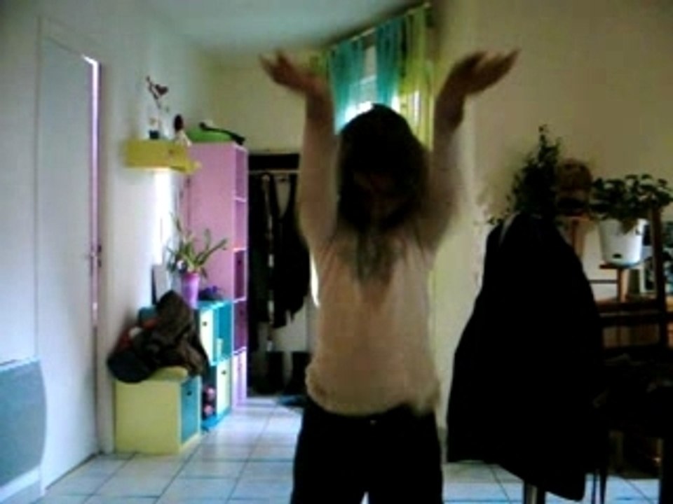 Cour de tecktonik je c je ne suis pas une pro