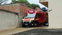 Jovem é socorrida pelo Siate ao cair de escada no Bairro Floresta