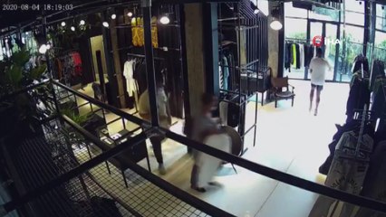- Beyrut'taki patlama anına yönelik yeni görüntü ortaya çıktı