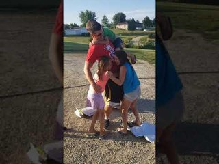 Military Dad Surprises Kids by Hiding in Gift Box