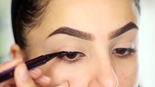 Mistakes to avoid while applying eyeliner