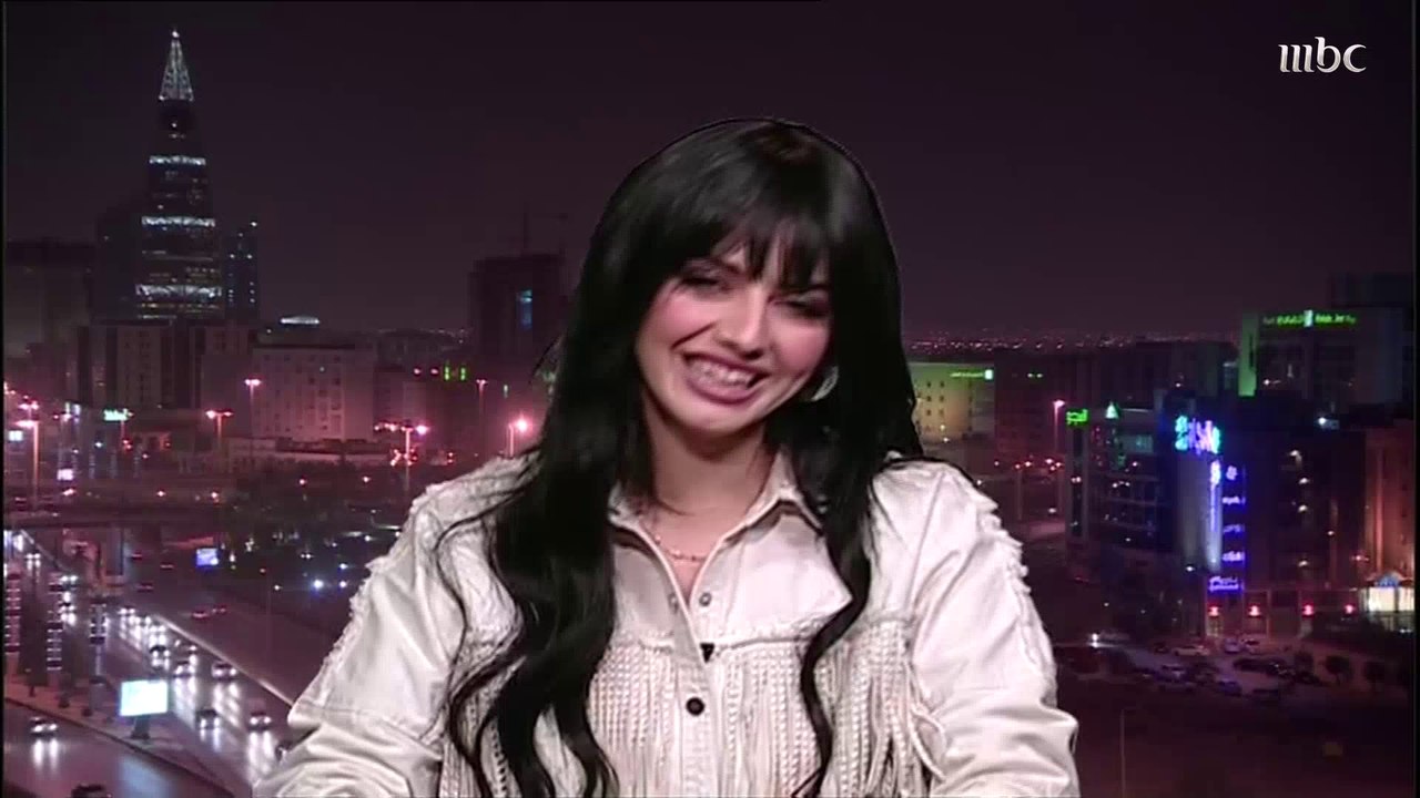 رسائل وأسئلة من أصدقاء ومحبي نيرمين محسن وفاصل من اللغة العربية الفصحى مع الآغا